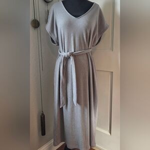 Old Navy Gray Midi Dress with Belt